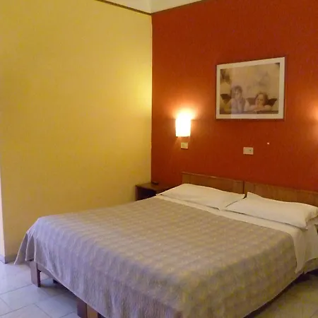 Romeo Hotel