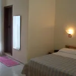 Romeo باري