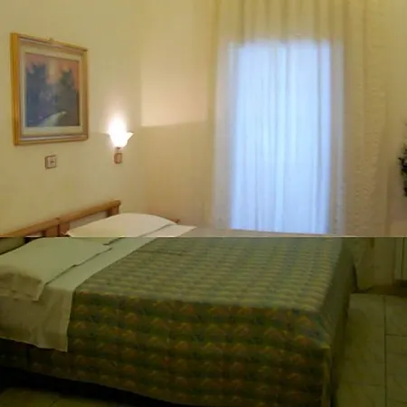 Romeo Otel Bari