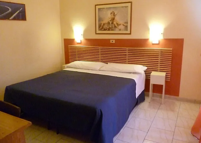 ホテル オテル ペンシオネ ロメーオ