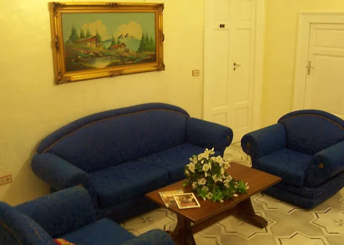 オテル ペンシオネ ロメーオ バーリ